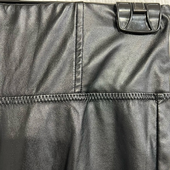 Dynamite Black Faux Leather Stretchy Leggings/Pants, Size XSmall - Picture 6 of 9